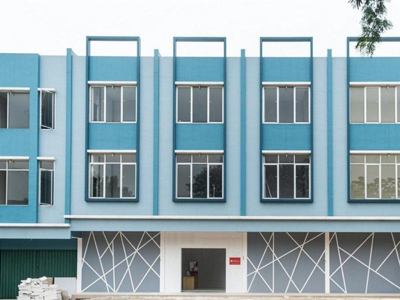 Reddoorz Plus @ Otista Raya Ciputat Tangerang Exteriér fotografie